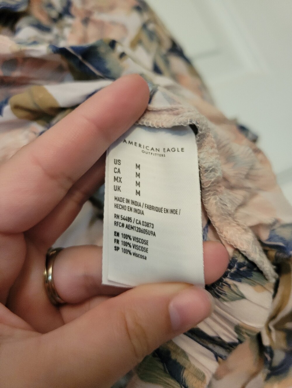 Aerie Pink Floral Button-Front Tie Crop Top with Navy Bird Print M - Picture 4 of 5